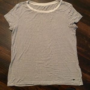 American Eagle shirt